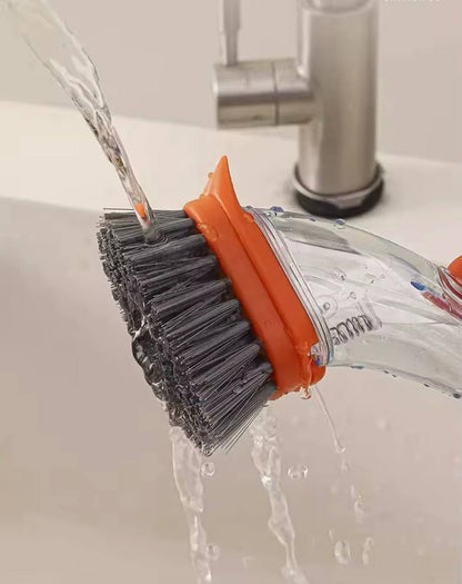 Brosse à vaiselle distibutrice de savon